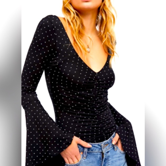 💫 FREE PEOPLE What A Babe Top Black with White Polka Dot Bell Sleeve Blouse NWT - Picture 13 of 15